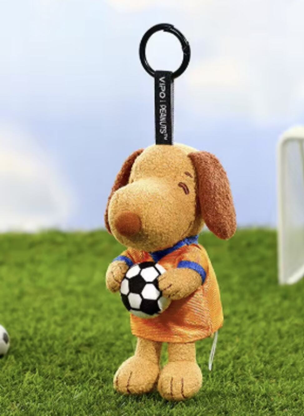 Peanuts x Vipo, Soccer Series Plush SECRET Brown Snoopy Pendant/Charm, New